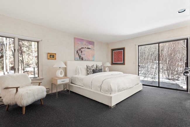 Building Photo - 60 Northway Dr