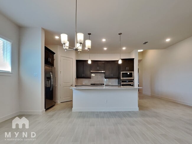 Foto del edificio - 15170 London Gavroche Ln