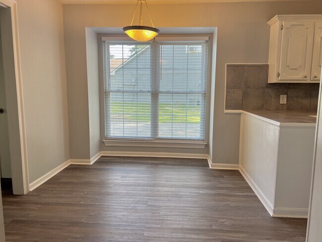 Foto del edificio - 30447 Parkview Dr
