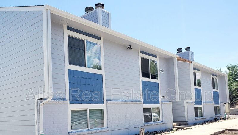 Foto del edificio - 4461 E Pikes Peak Ave