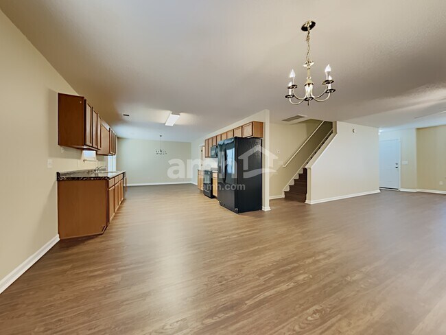 Foto del edificio - 161 Cherry Laural Ln