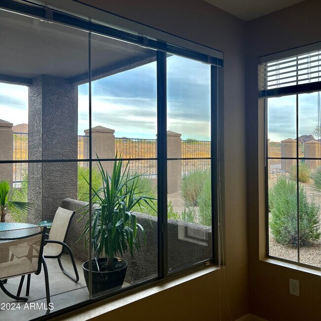 Building Photo - 11680 E Sahuaro Dr