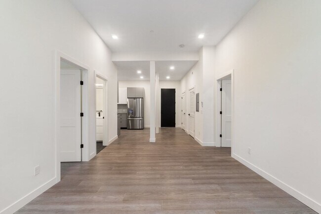 Foto del edificio - 217-221 Essex St