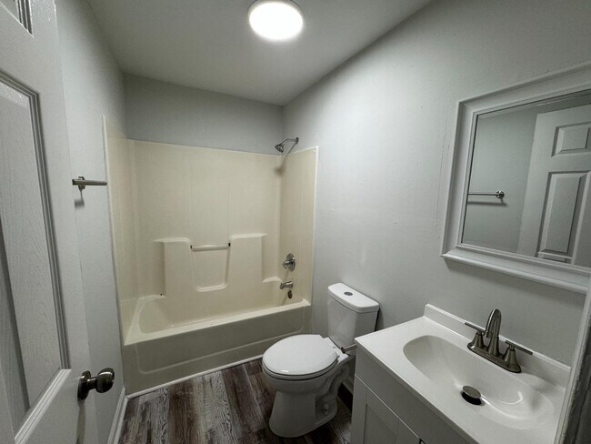 Foto del edificio - 219 Church St