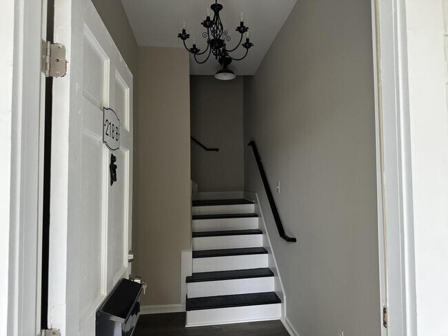 Foto del edificio - 218 College St