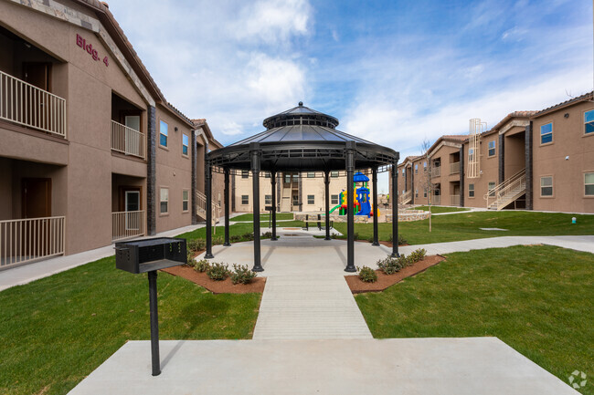 Foto del edificio - Chapel Hill Place