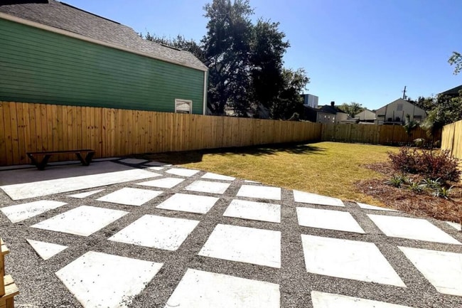 Building Photo - 2524 Cleveland Ave