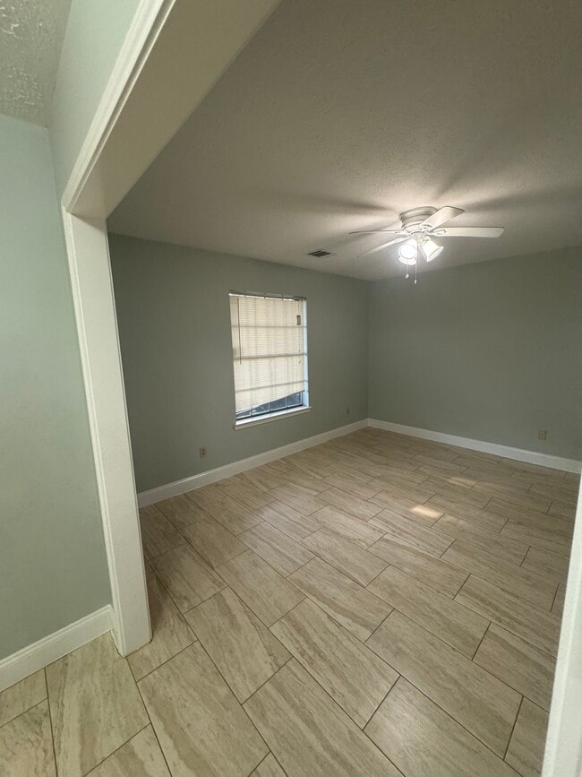 Office Space - 11106 Fall Breeze Dr