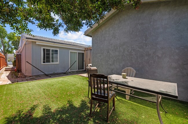 Foto del edificio - 5318 Redding Rd