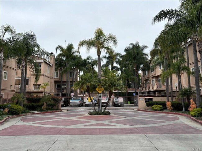 Foto del edificio - 14099 Lemoli Avenue, Hawthorne, CA 90250 -...