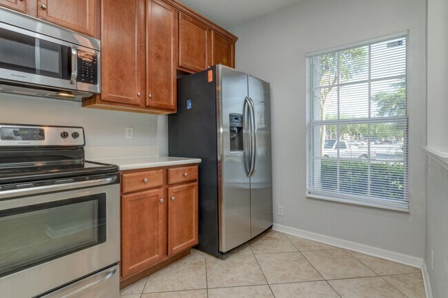 Foto del edificio - Lovely 2 Bed/2.5 bath townhome FOR RENT at...
