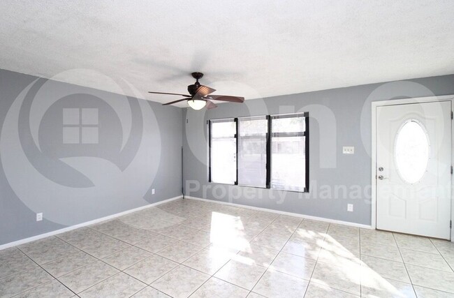 Foto del edificio - 2637 N Granite Reef Rd