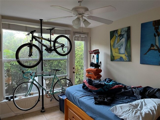 Foto del edificio - 5495 SW 80th St