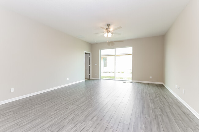 Foto del edificio - 1708 Celebration Dr, Fort Pierce, FL