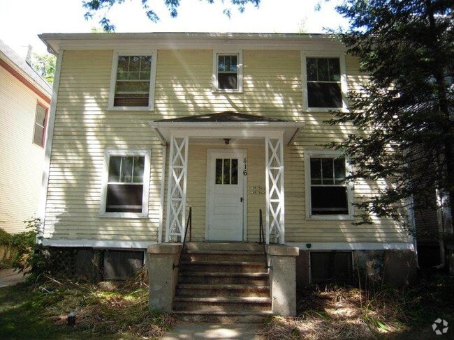 Building Photo - 416 W Doty St