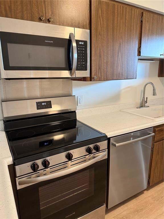 Foto del edificio - 301 S Gulfstream Ave