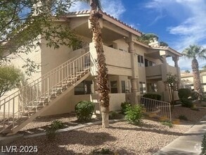 Building Photo - 924 Falconhead Ln