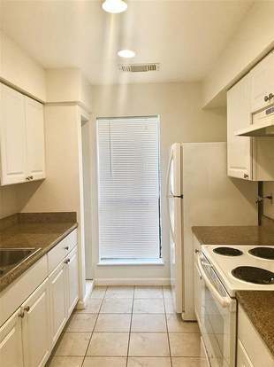 Foto del edificio - 8299 Cambridge St