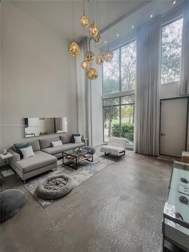 Foto del edificio - 163 N Shore Dr