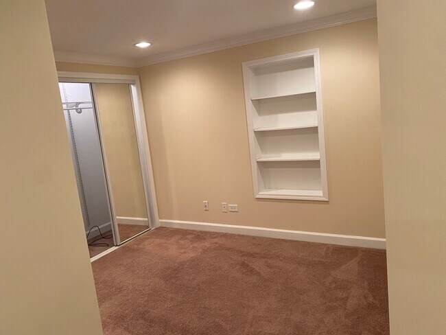 Foto del edificio - 5142 Fairview Ave