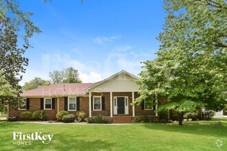 Building Photo - 1026 Grove Cir