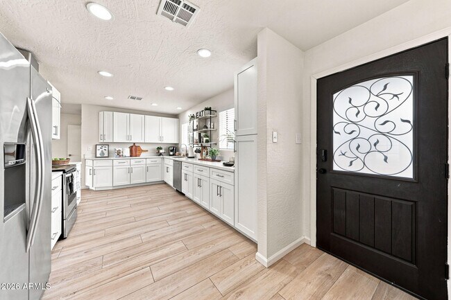 Foto del edificio - 4426 N 85th St