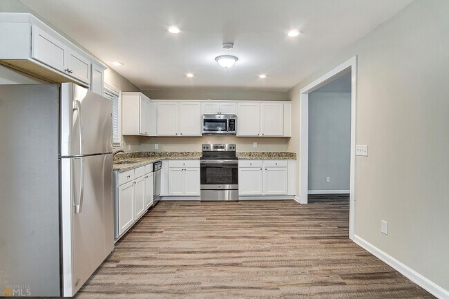 Building Photo - 3880 Springleaf Ct