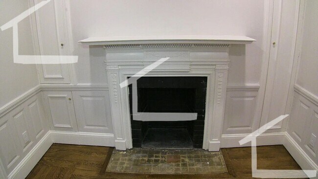 Building Photo - HOT BROOKLINE LISTING!!!!!