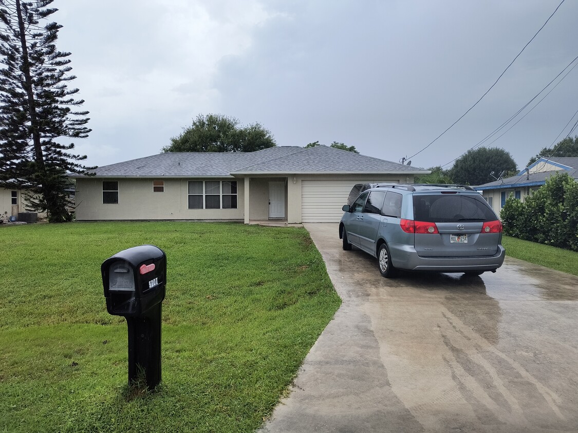 FRONT - 5207 Myrtle Dr