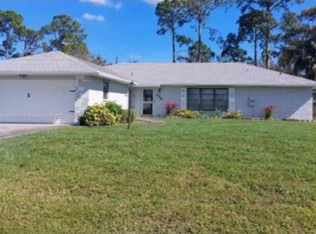 Primary Photo - 220 SE Crosspoint Dr