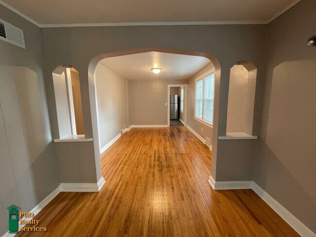 Foto del edificio - 2 Bedroom Home with a Fenced in Yard