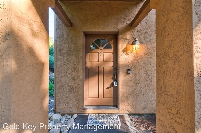 Building Photo - 2 br, 2.5 bath House - 8030 Sevan Court un...