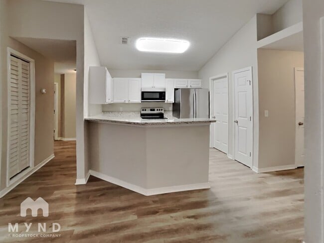 Building Photo - 1850 Penzance Pkwy