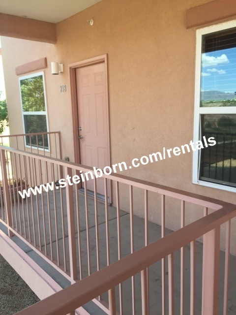 Building Photo - Nice Condo for rent located off Stern