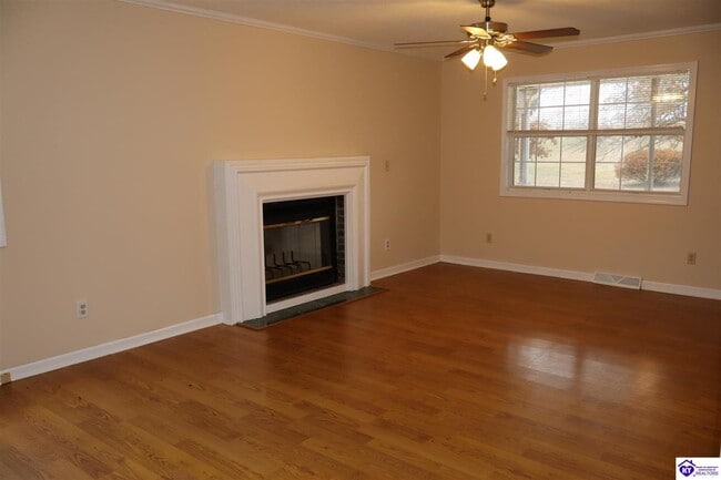 Building Photo - 4484 Rineyville Rd