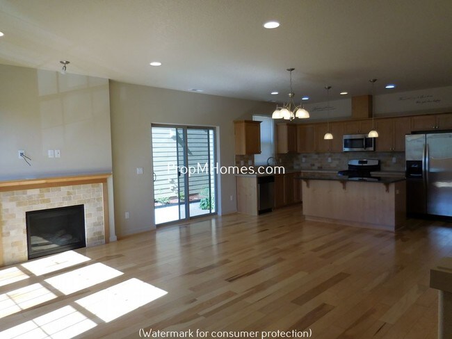 Building Photo - 13547 SW MacBeth Dr