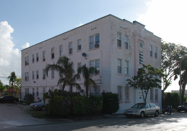 Building Photo - Nor-Way Apartments