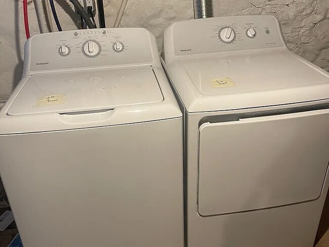 Building Photo - 38 Lincoln Pl