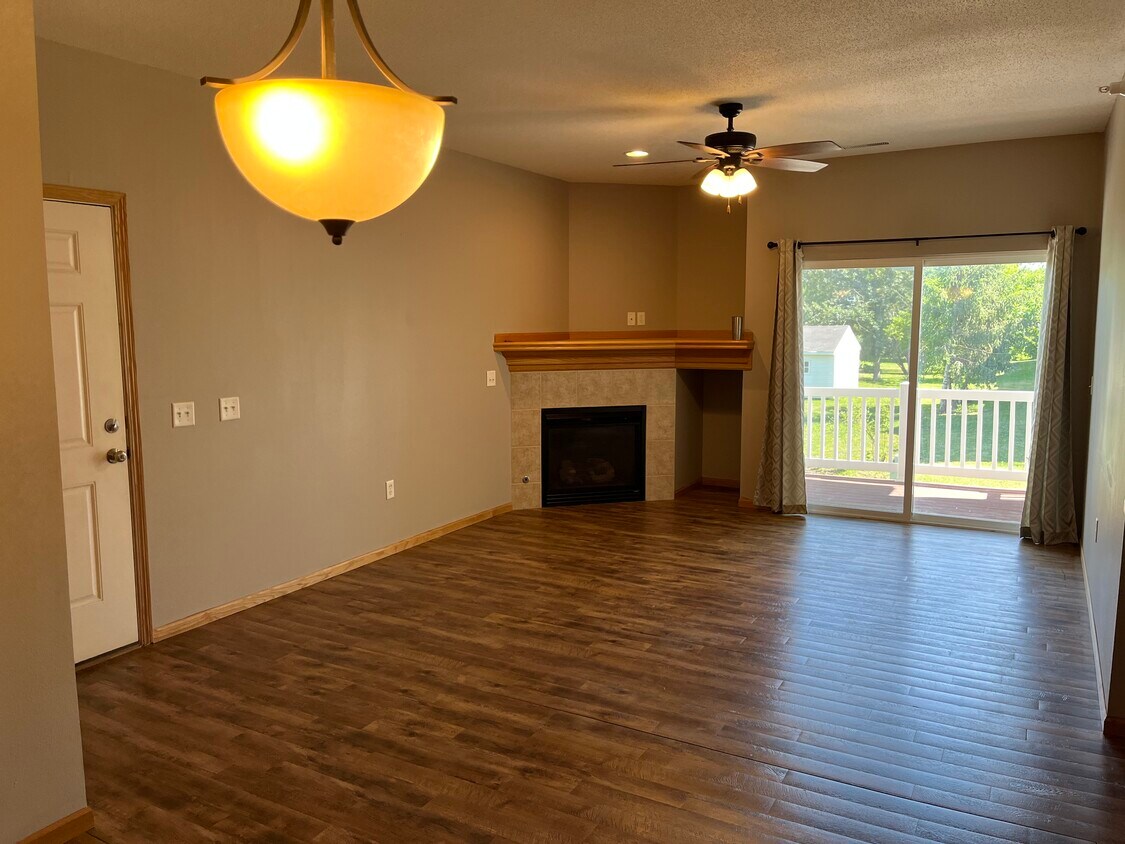 Foto principal - 1900 Rockford Rd SW