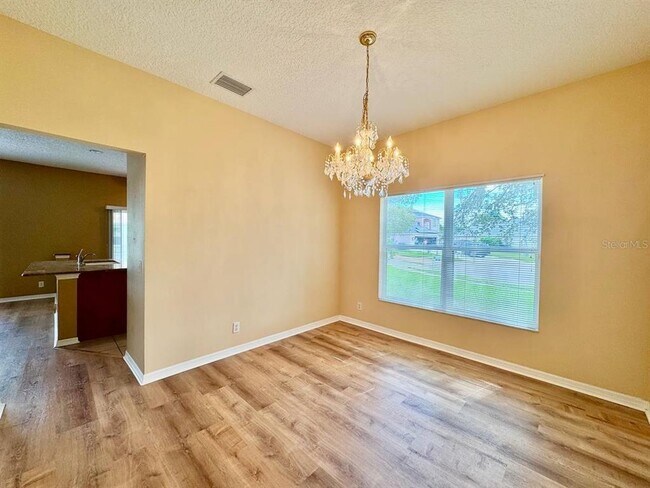 Foto del edificio - 884 Addison Dr NE
