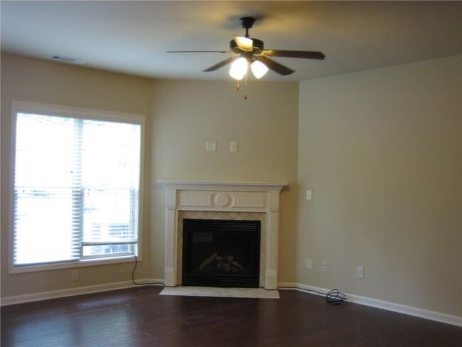 Building Photo - 5930 Vista Brook Dr