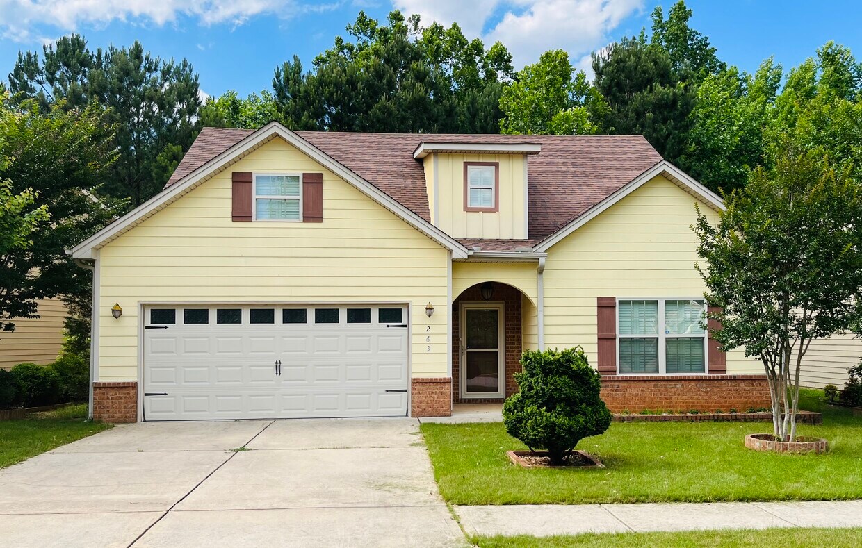 Primary Photo - 263 Village Park Dr