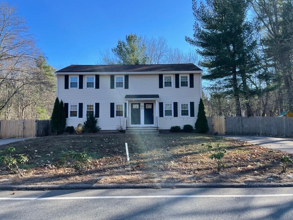 275 Cocasset St, Foxboro, MA 02035 Townhome Rentals in Foxboro MA