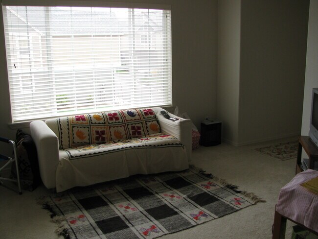 Photo - 1652 NW Shadow Hills Lane ~ Excellent Beth... House