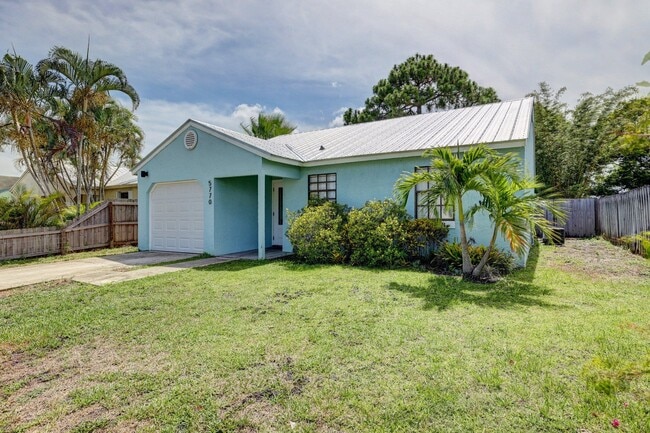 Foto del edificio - 5770 SE Wilsie Dr