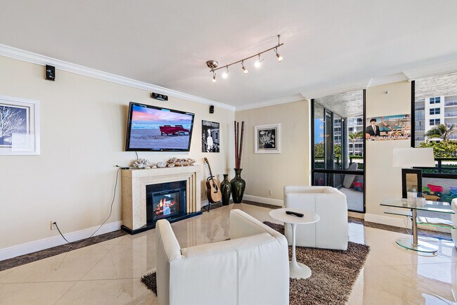 Foto del edificio - 3560 S Ocean Blvd
