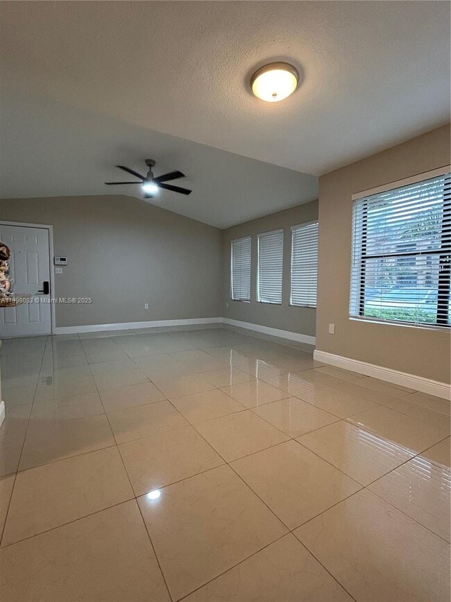 Building Photo - 15581 SW 104th Terrace