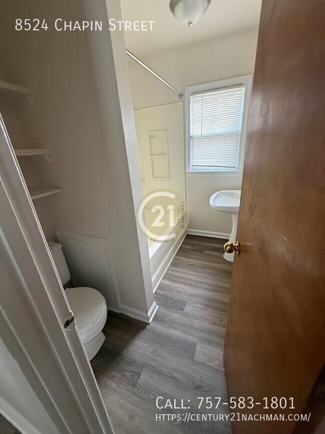 Foto del edificio - 8524 Chapin St