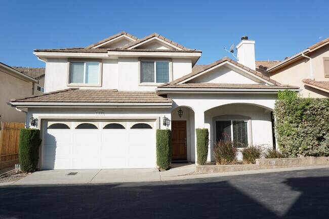 Building Photo - 11855 Birch Grove Ln