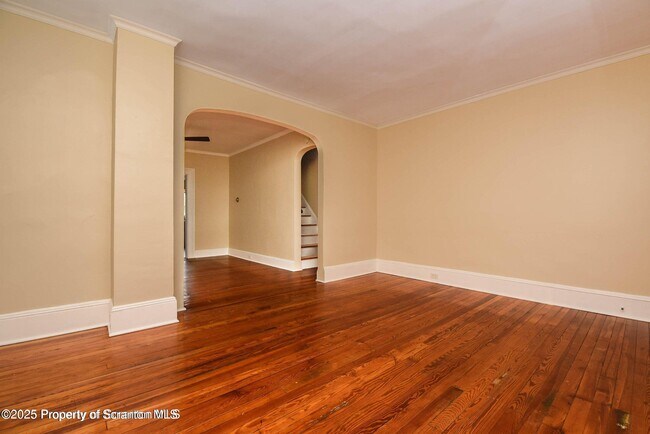 Building Photo - 1225 S Irving Ave